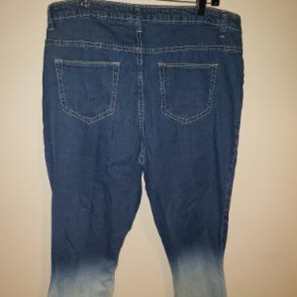 Jeans - Picture 2 of 4